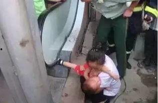 吃瓜奇葩电梯视频